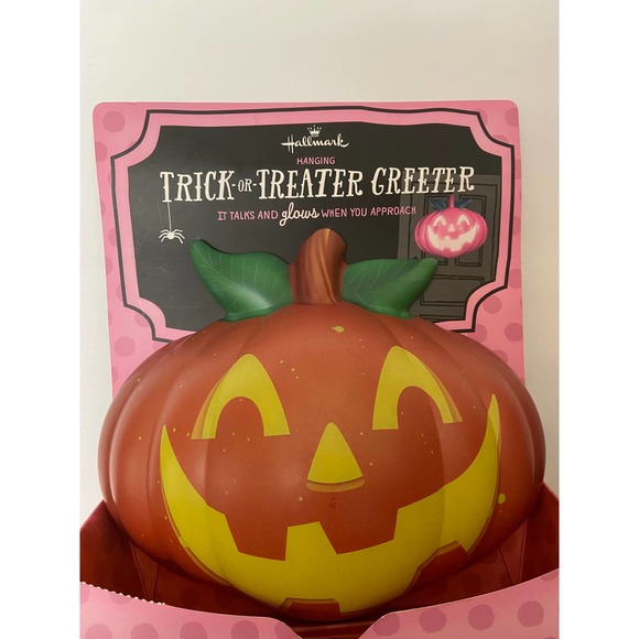 Brand New Hallmark Hanging Trick‎ or Treater Pumpkin Greeter - Picture 2 of 5